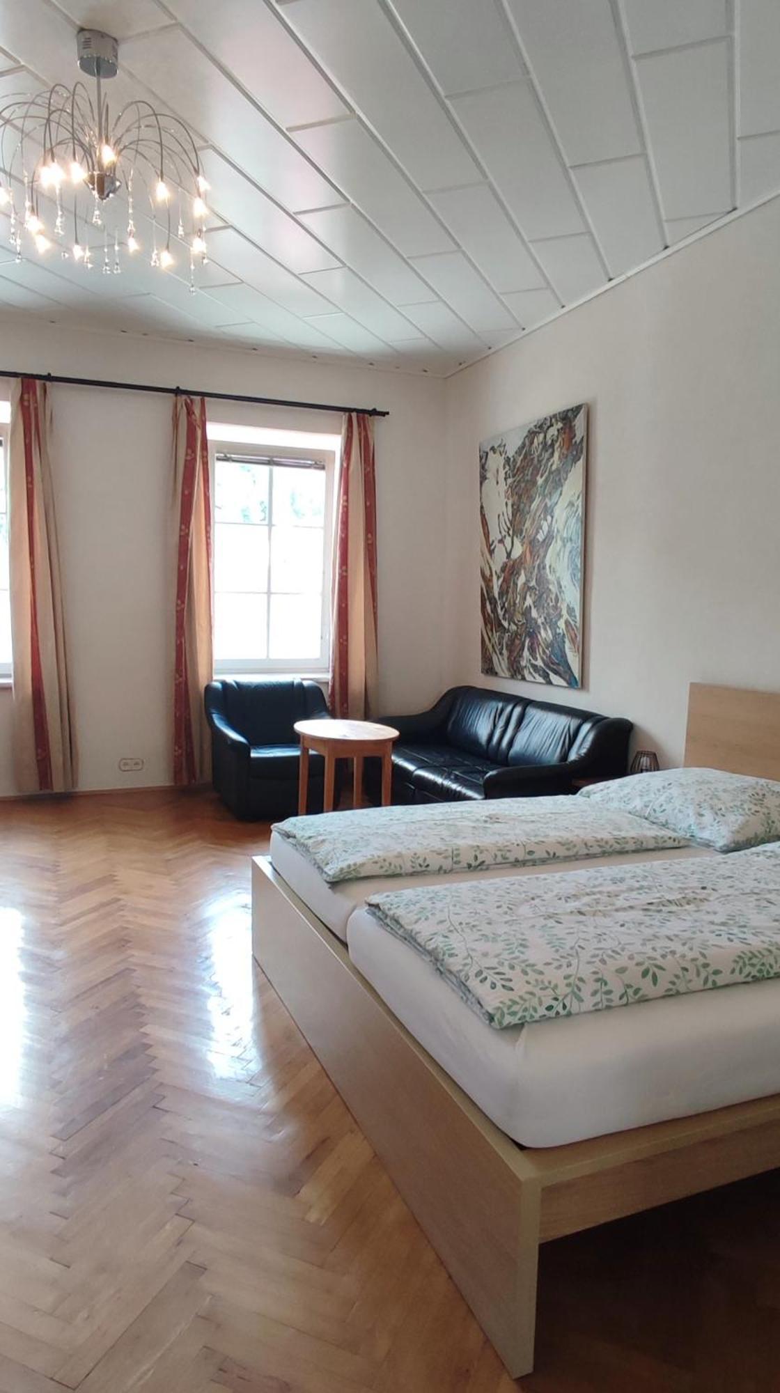 Gaestezimmer & Apartment Mayrhofer Waidhofen an der Ybbs Eksteriør bilde